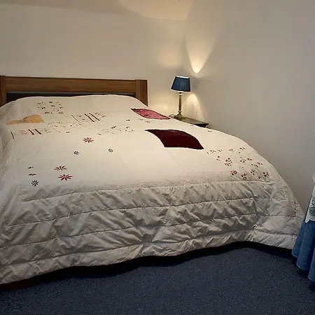 Dom Pod Sosna Guest house *